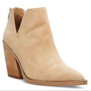 Steve Madden Camryn-Tan Suede